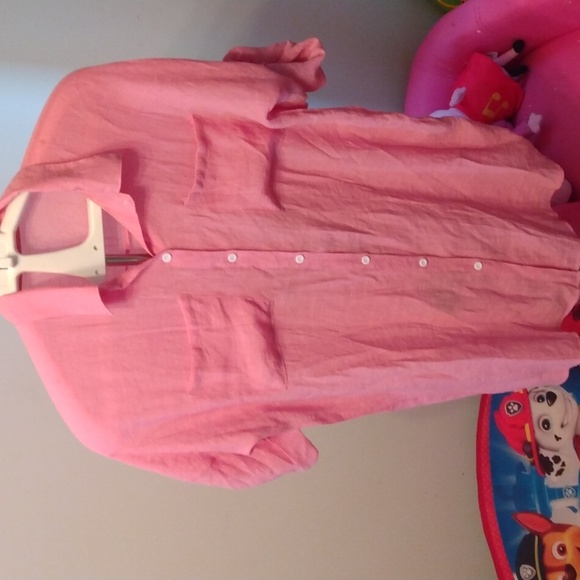 Pink button down top one size - Picture 1 of 17